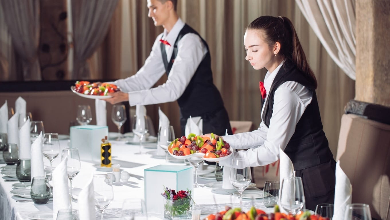 Stable dispatch and introduction of human resources tailored to needs (hotel or bridal meal serving staff, etc.)